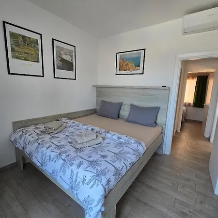 2-bedroomed Modern With Seaview * Costa Paradiso