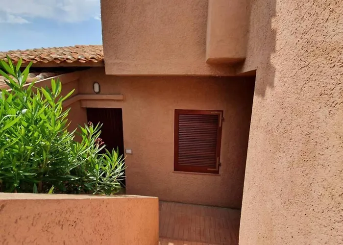 2-bedroomed Modern With Seaview *