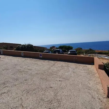 Apartment 2-bedroomed Modern With Seaview *