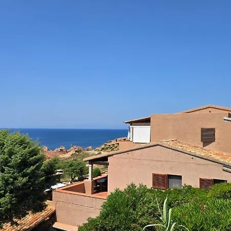 2-bedroomed Modern With Seaview Apartman Costa Paradiso