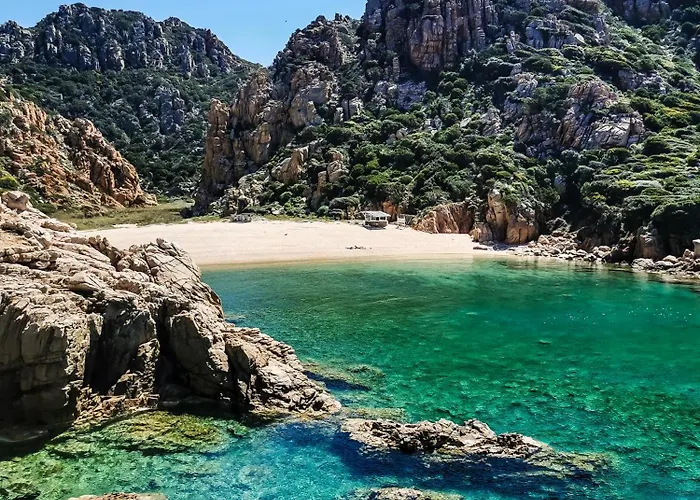 2-bedroomed Modern With Seaview Daire *