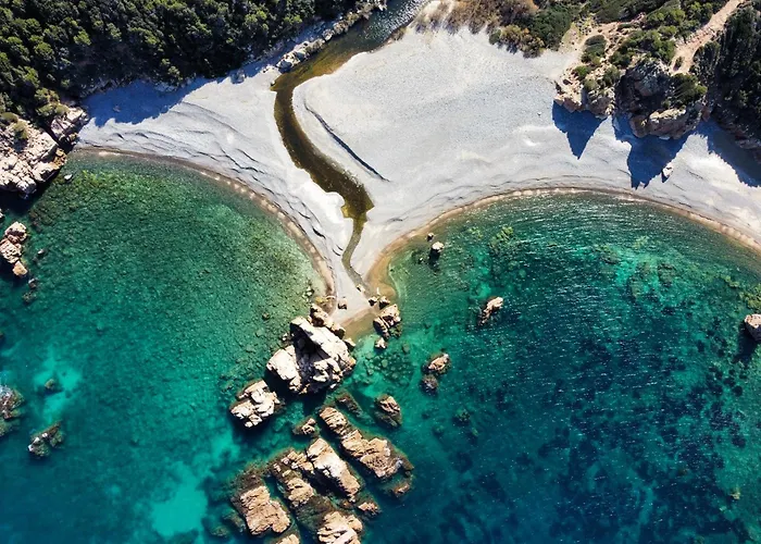 2-bedroomed Modern With Seaview Apartment *