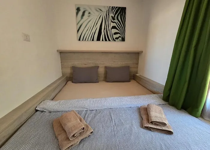 2-bedroomed Modern With Seaview Apartment *